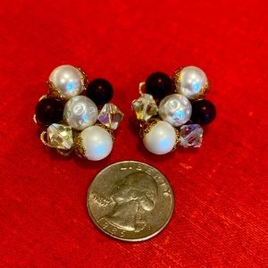 Vintage 1950’s-60’s clip on earrings